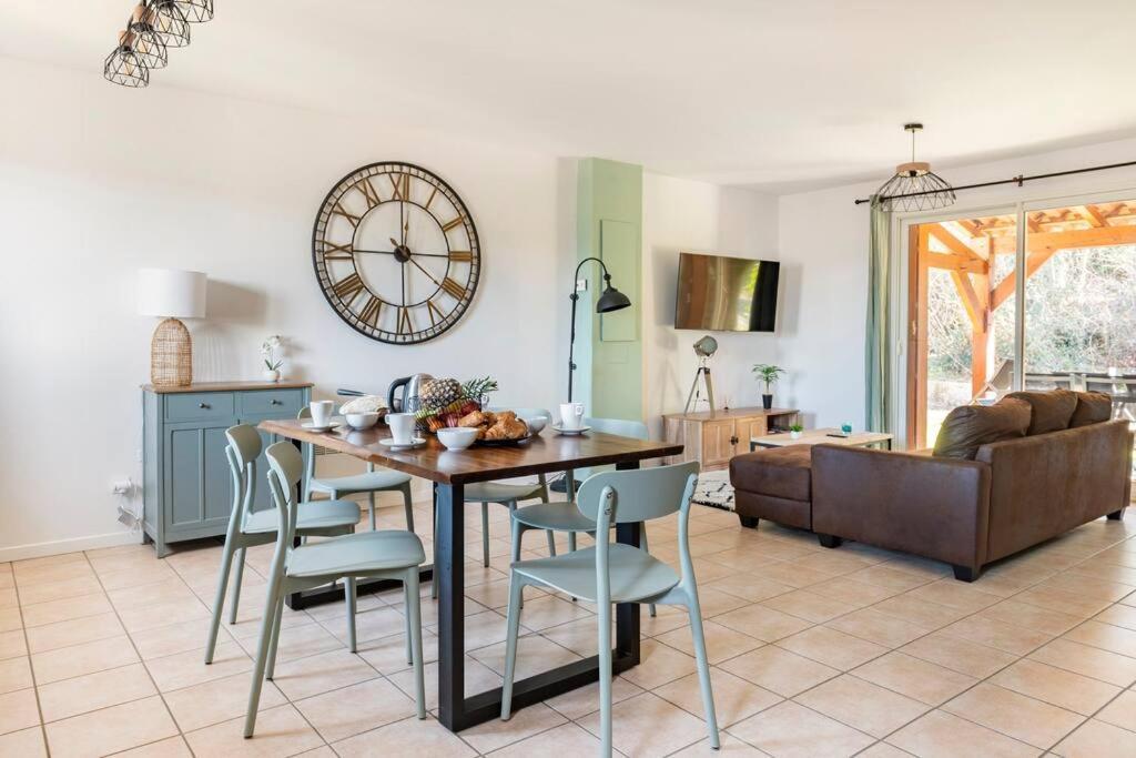 Le N5 Des Hauts De Sarlat Apt Duplex Clim, Piscine, Parking Exterior photo