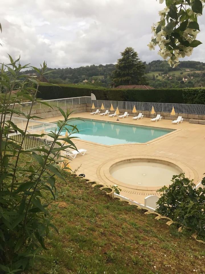 Le N5 Des Hauts De Sarlat Apt Duplex Clim, Piscine, Parking Exterior photo